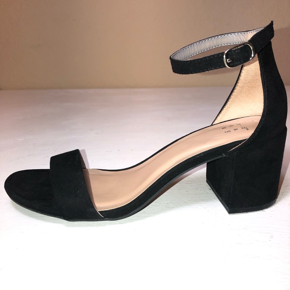 A new day Women's Velvet Strappy Open Toe Block Heel Shoes/Sandals, Size 6, EUC